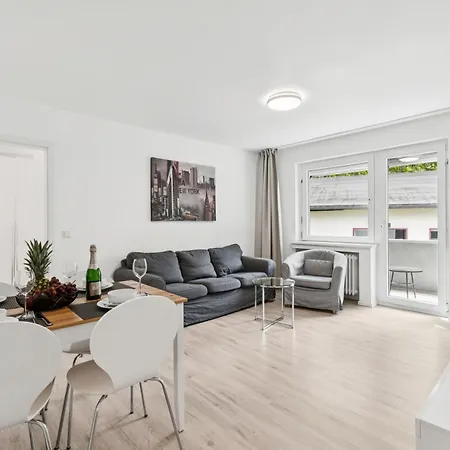 3 Centrally Located In Ruettenscheid 埃森